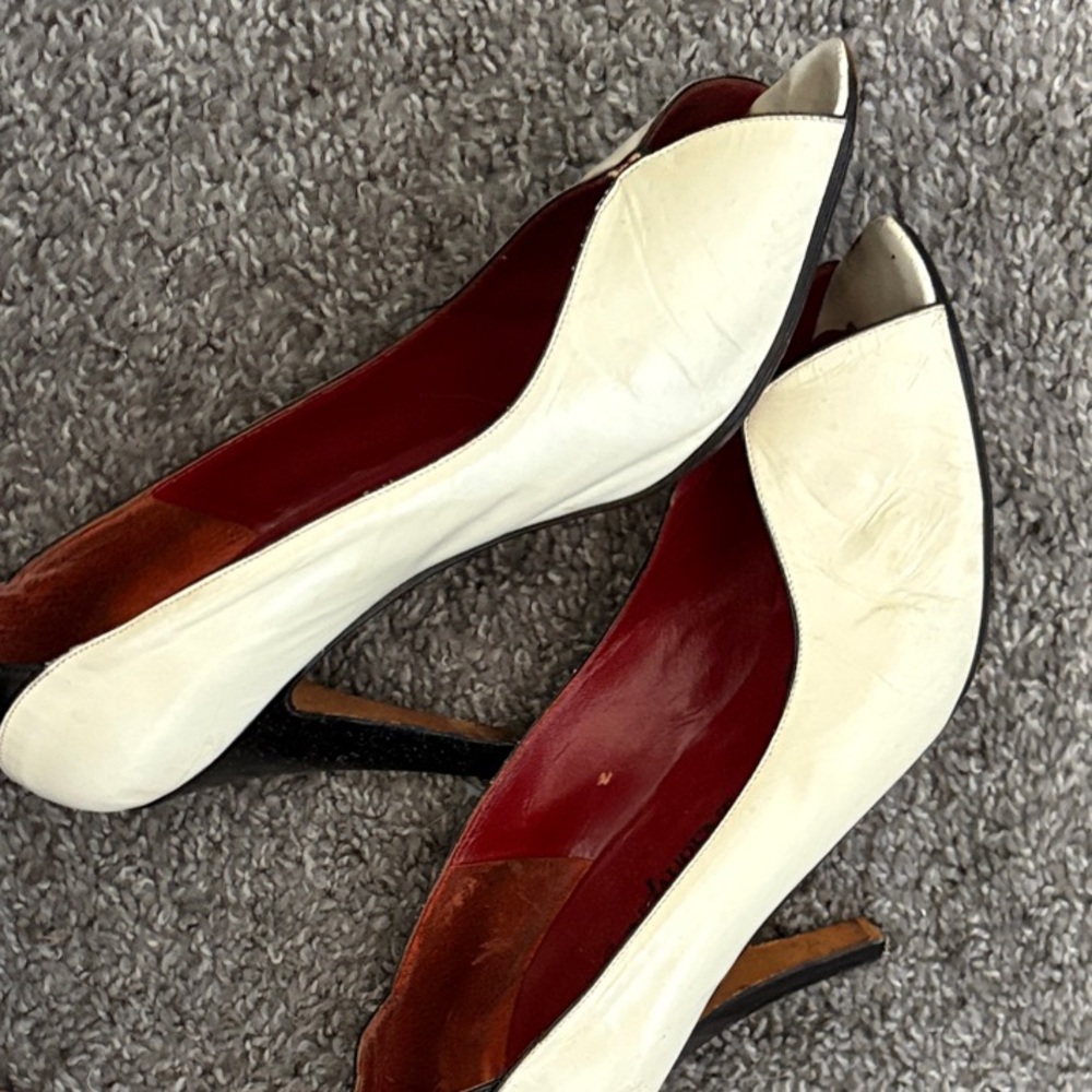 Yves Saint Laurent White and Black Heels